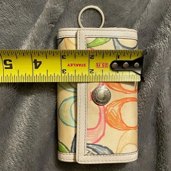 Coach barrel bag L0694-10677 and matching wallet. - Picture 8 of 11